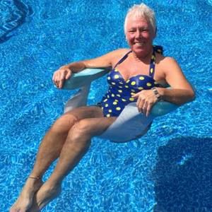 Meet your Posher, Jane