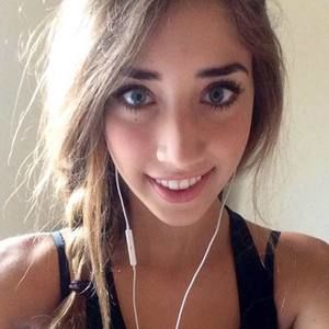 Meet your Posher, Mackenzie