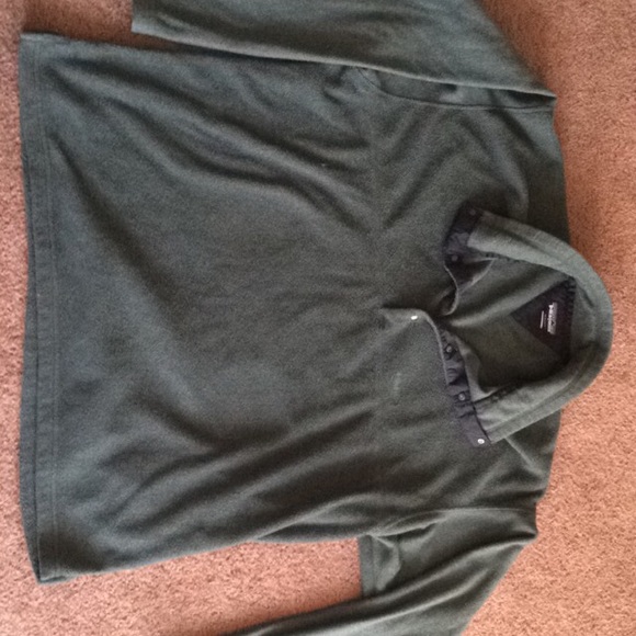 •SOLD• Men's Patagonia pullover
