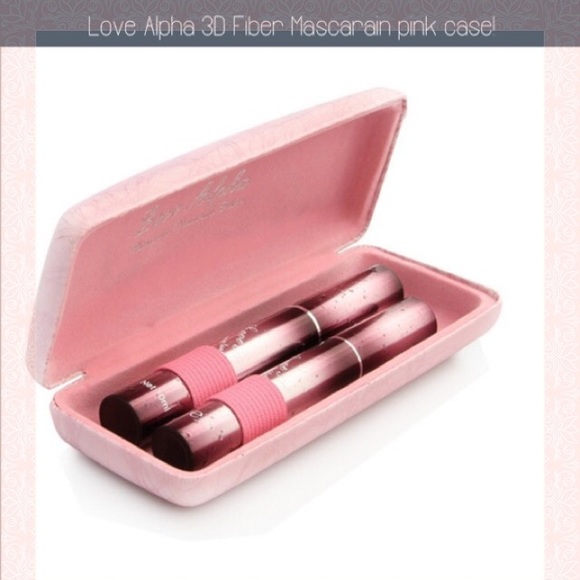 NIB Love Alpha 3D Fiber Mascara pink carrying case