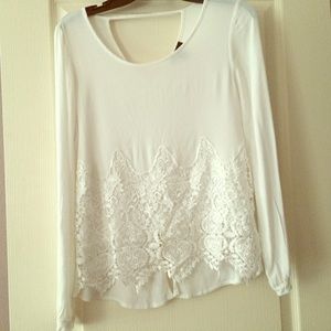 white lace blouse! 🎀