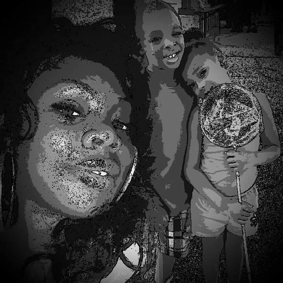 Meet your Posher, Carrie