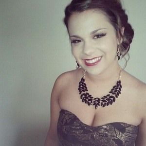 Meet your Posher, Madeline