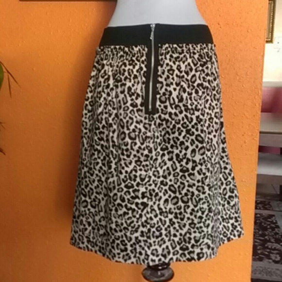 Pretty Skirt SC Collection - Picture 2 of 4