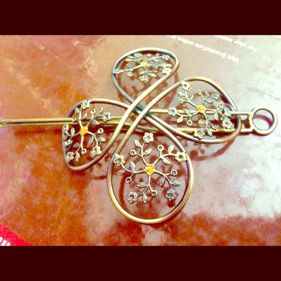 Hair accessories