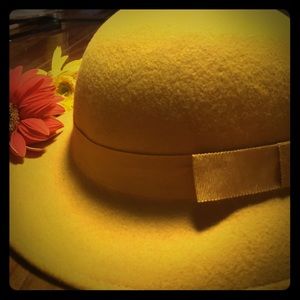 Mustard Yellow Vintage Felt Hat