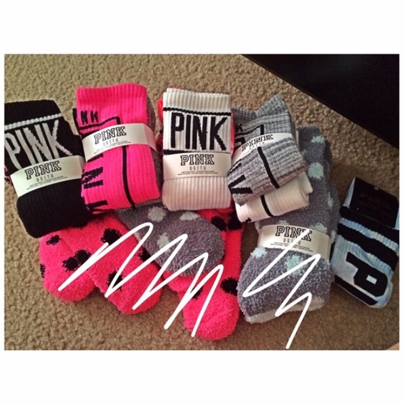 vs PINK socks