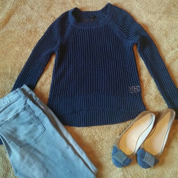 Blue Jessica Simpson sweater