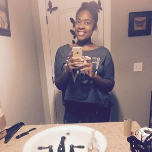 Meet your Posher, Tae nicole