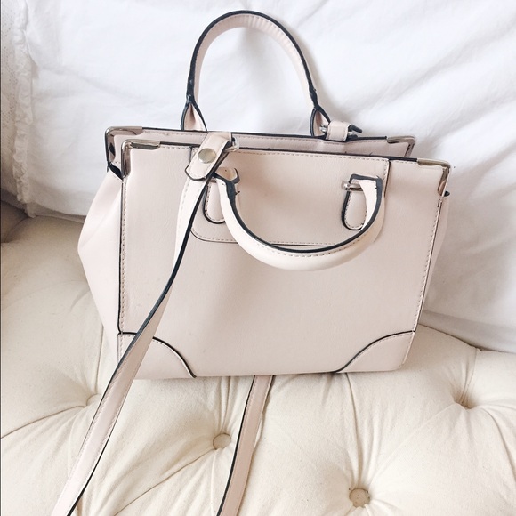 Forever 21 Handbags - Pink Purse forever 21