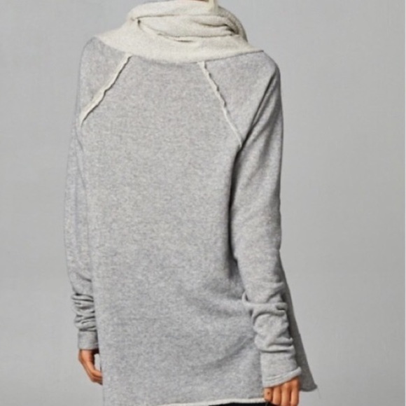 HOST PiCK-Oversized cowl neck sweater -two colors - Picture 2 of 2