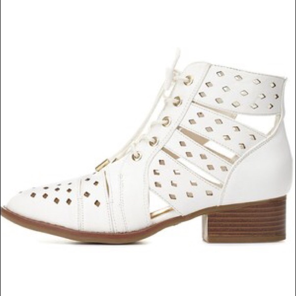 Dollhouse Wild Daze White Ankle Bootie