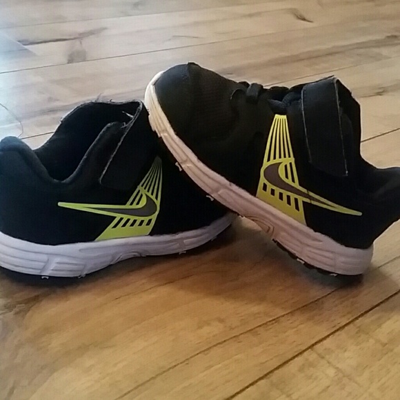 Nike Shoes Tennis Toddler Size 7 Poshmark Nike Shoes Tennis Toddler Size 7 Poshmark