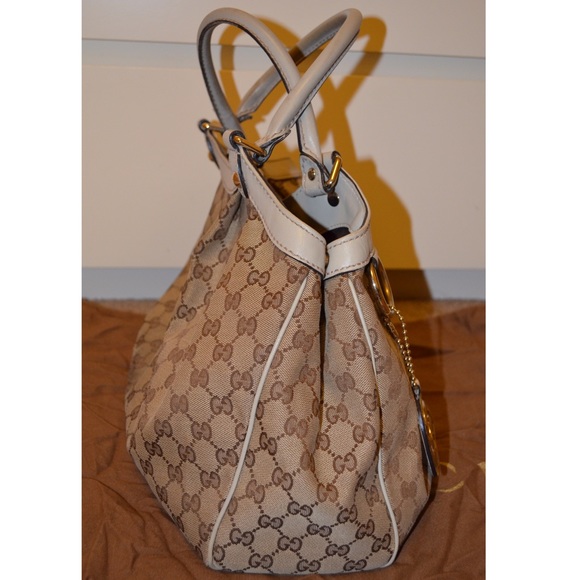 Gucci Tote - Picture 2 of 4