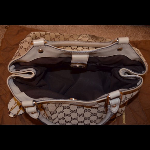Gucci Tote - Picture 3 of 4