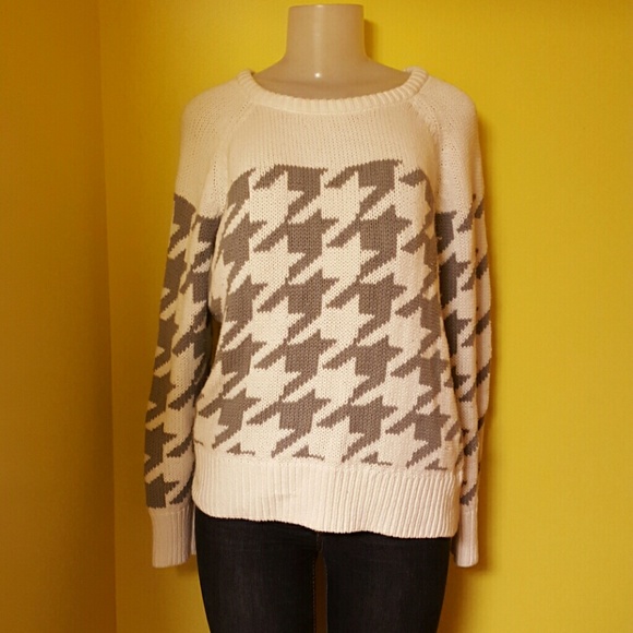 Houndstooth Sweater