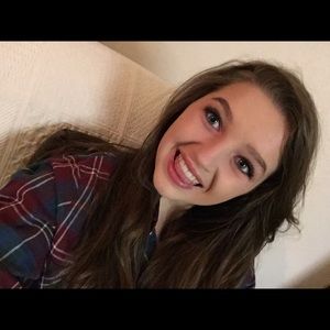 Meet your Posher, Maddy