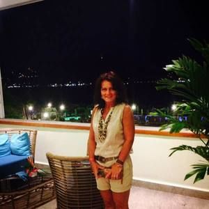 Meet your Posher, Christine