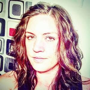 Meet your Posher, Desiree