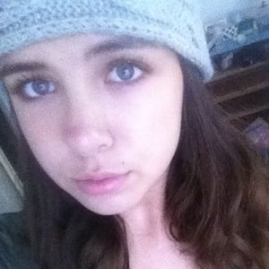 Meet your Posher, Alaina