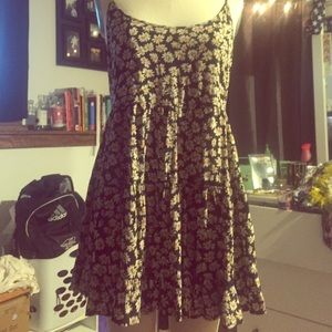 Brandy Melville floral sundress