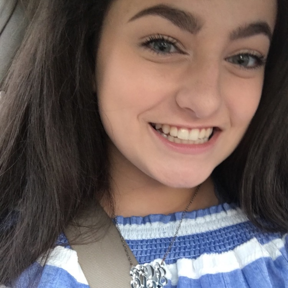 Meet your Posher, Julia