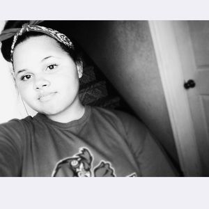 Meet your Posher, Shakira