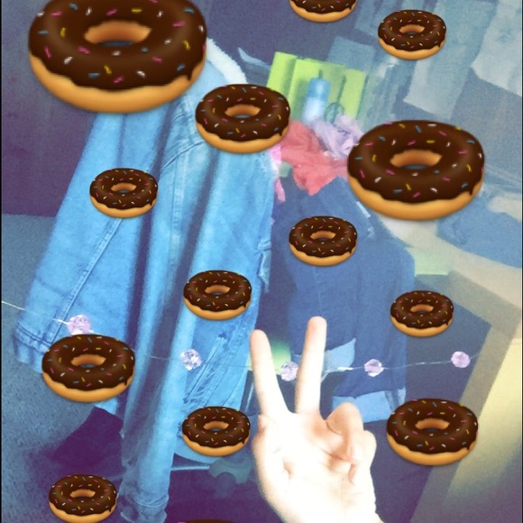 Meet your Posher, Sylvie - Picture 1 of 1