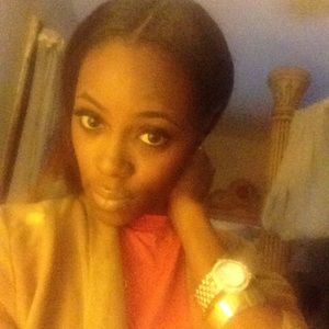 Meet your Posher, Tena