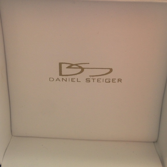 Daniel Steiger watch | Mint Condition - Picture 3 of 4