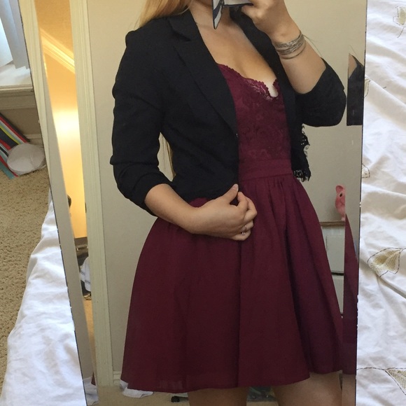 Black Cropped blazer with lace detail