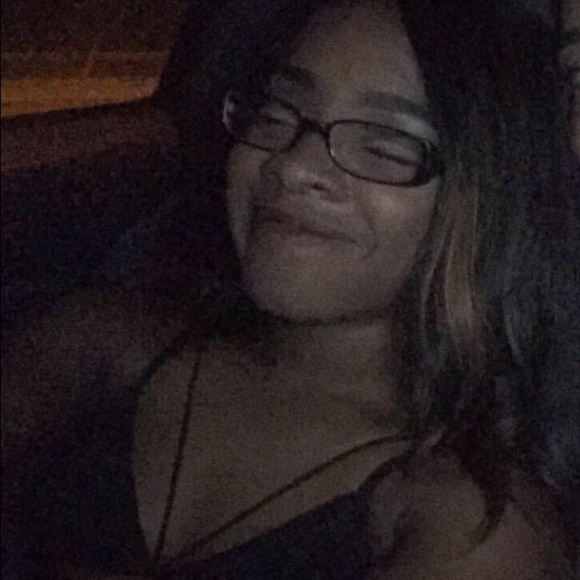 Meet your Posher, Jazmine - Picture 1 of 1