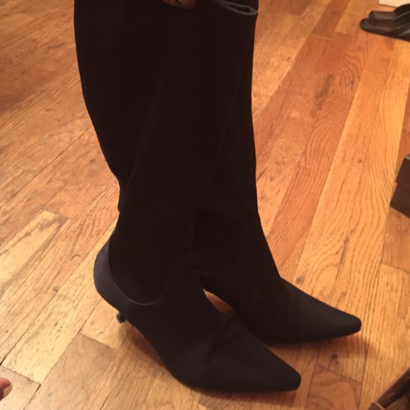 Black boots