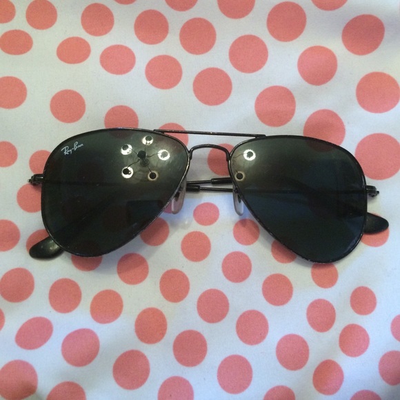 Small black Ray Bans