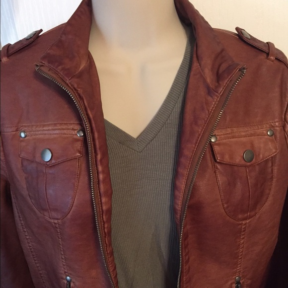 Leather jacket - Picture 4 of 4