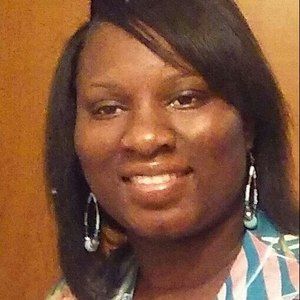 Meet your Posher, Leaira