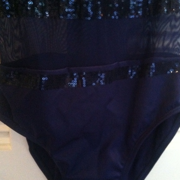 Vince Camuto swimwear one piece blue navi. - Picture 3 of 4