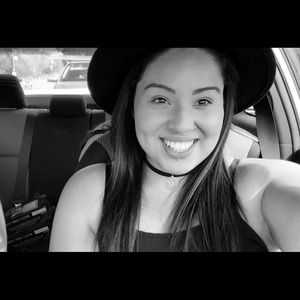 Meet your Posher, Fernanda