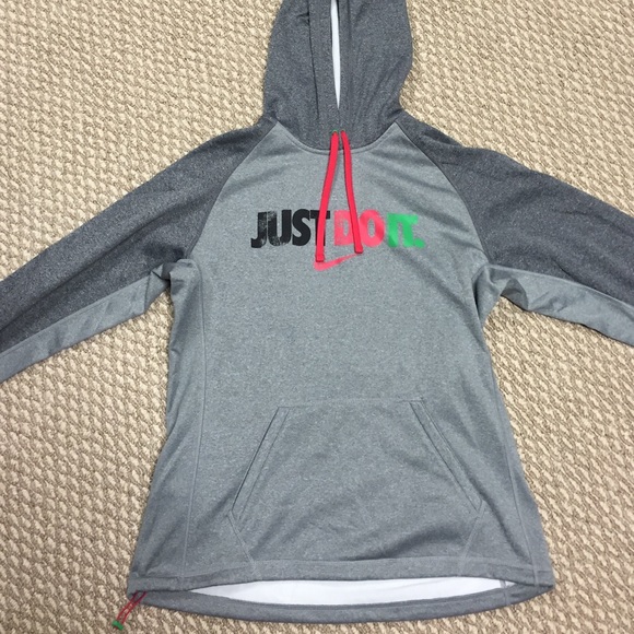 Nike sweatshirt