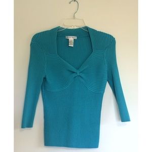 Blue long sleeve v neck top