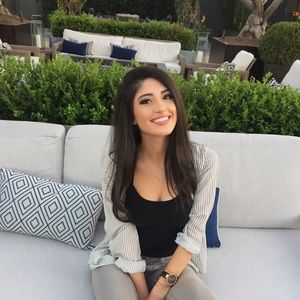 Meet your Posher, Ramina