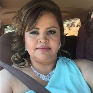 Meet your Posher, Lorena