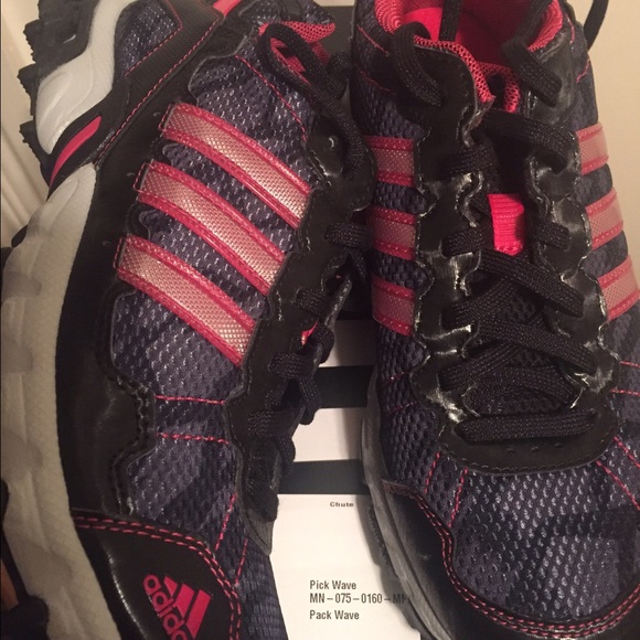 Adidas thrasher 1.1 running shoes