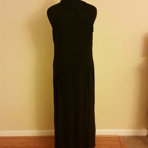 MOCK NECK HOURGLASS MAXI DRESS - Picture 3 of 3