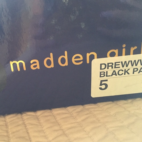 Madden Girl - Picture 4 of 4