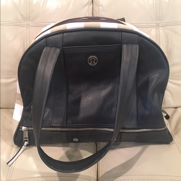 lululemon athletica Handbags - Lululemon Om for All gym bag