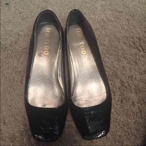 Me Too Peep Toe Kitten Heels