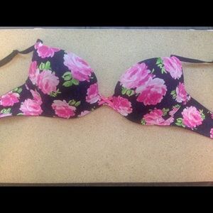 Gilly Hicks Push-Up Bra 💗
