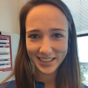 Meet your Posher, Alexandra