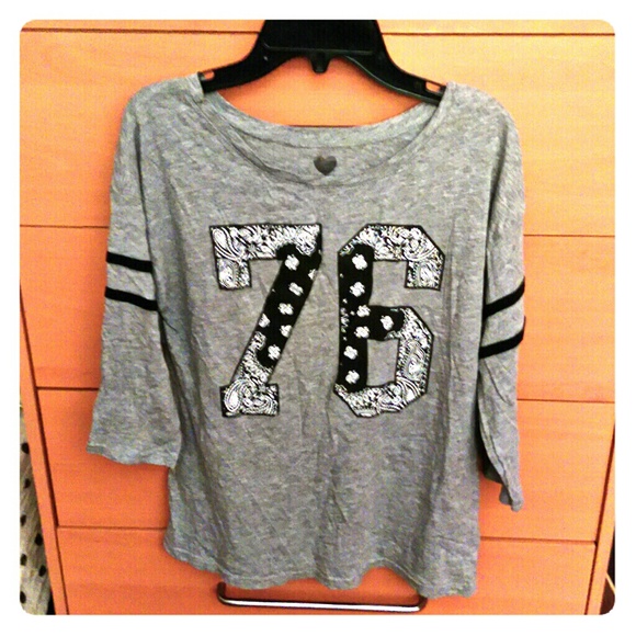 Shirt - Picture 1 of 1